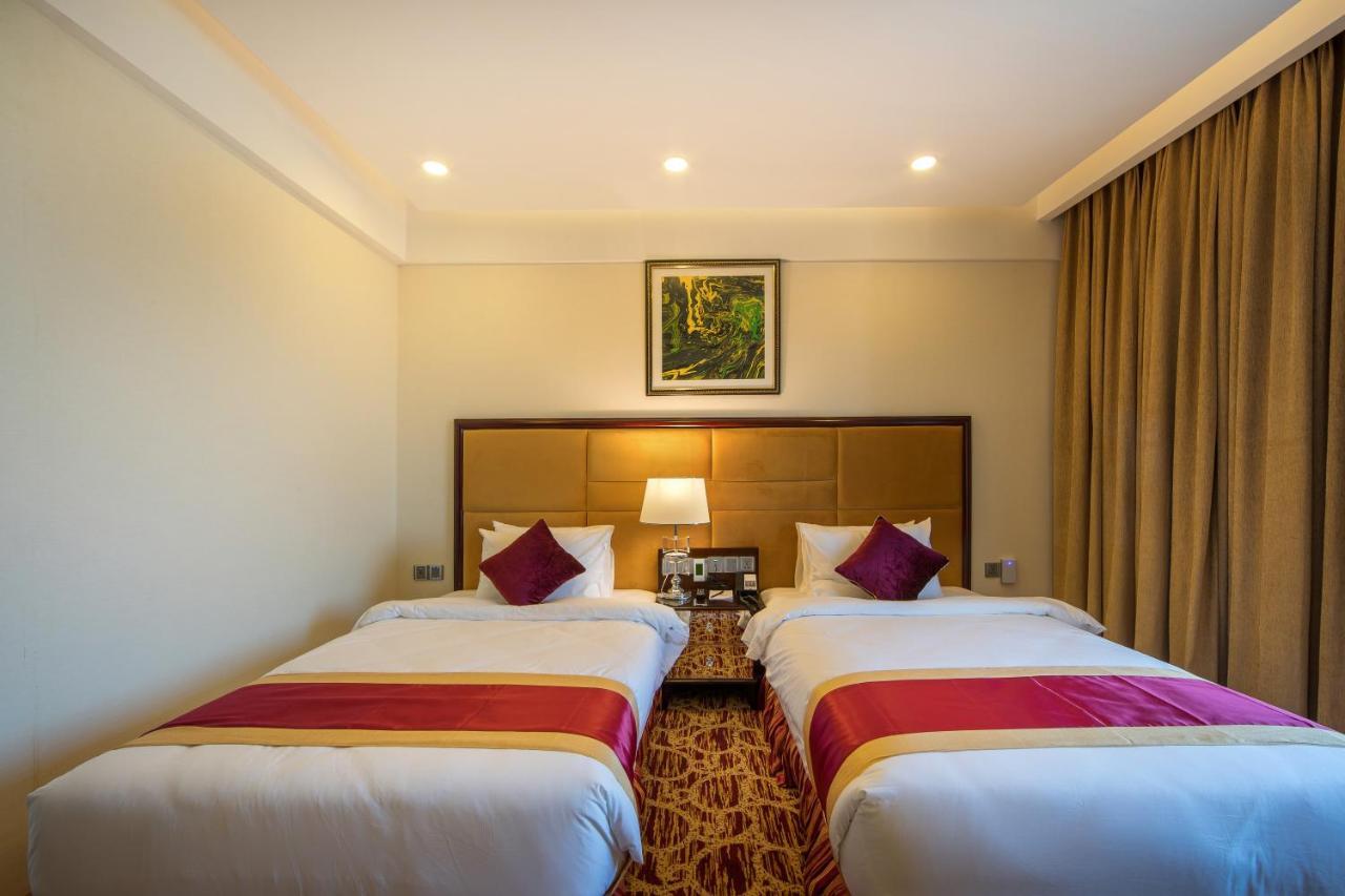 Grand Palace Hotel & Resorts 巴纳内拉斯 外观 照片