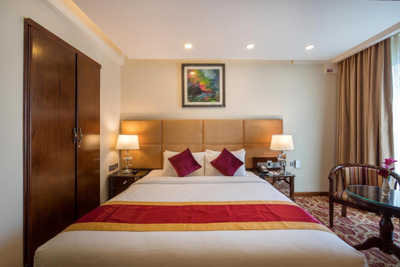 Grand Palace Hotel & Resorts 巴纳内拉斯 外观 照片