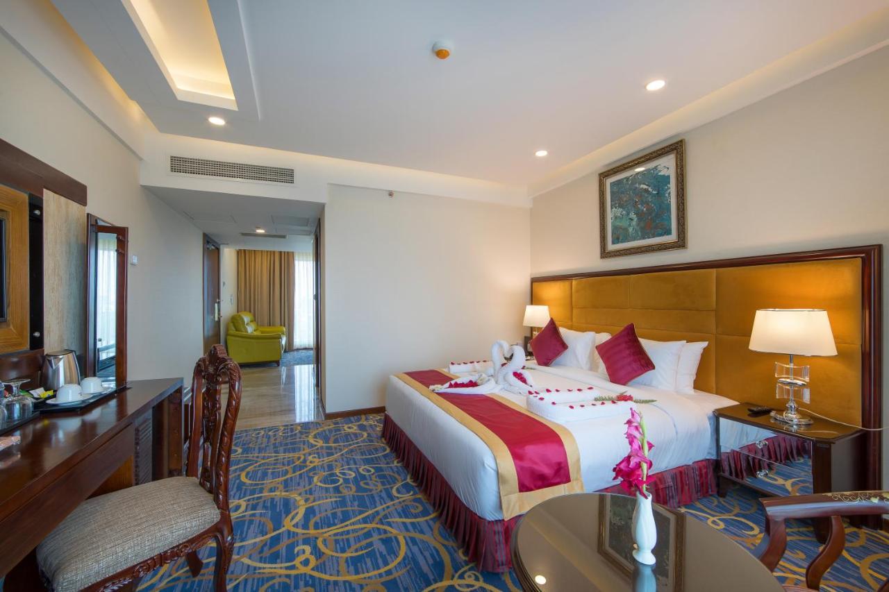 Grand Palace Hotel & Resorts 巴纳内拉斯 外观 照片
